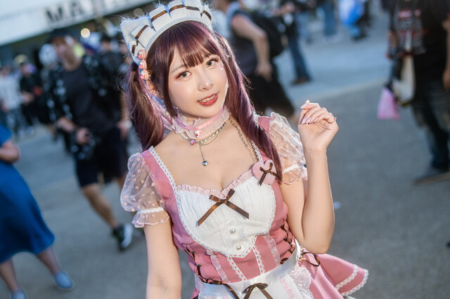 HeleneKairin猫耳女仆COS：于甜美与灵动间，演绎次元幻想