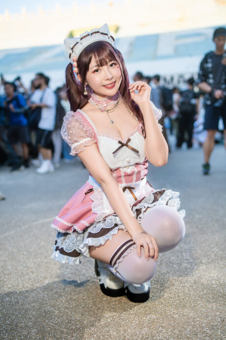 HeleneKairin猫耳女仆COS:于甜美与灵动间,演绎次元幻想 HeleneKairin猫耳女仆COS:于甜美与灵动间,演绎次元幻想