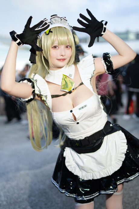 Suzura铃木FF45惊艳亮相:演绎妮姬索达cos女仆装治愈全场 Suzura铃木FF45惊艳亮相:演绎妮姬索达cos女仆装治愈全场