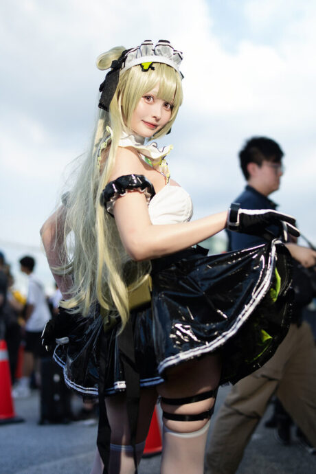 Suzura铃木FF45惊艳亮相:演绎妮姬索达cos女仆装治愈全场 Suzura铃木FF45惊艳亮相:演绎妮姬索达cos女仆装治愈全场