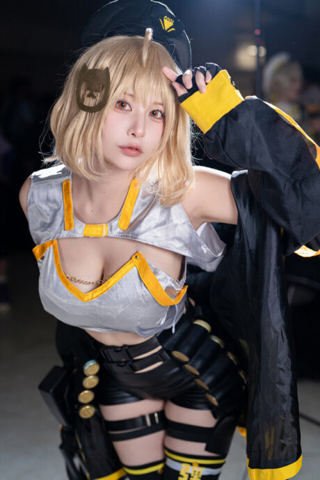 从战场到现实:Nagisha胜利女神妮姬·阿妮斯COS闪耀池袋 从战场到现实:Nagisha胜利女神妮姬·阿妮斯COS闪耀池袋