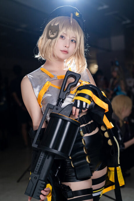 从战场到现实:Nagisha胜利女神妮姬·阿妮斯COS闪耀池袋 从战场到现实:Nagisha胜利女神妮姬·阿妮斯COS闪耀池袋