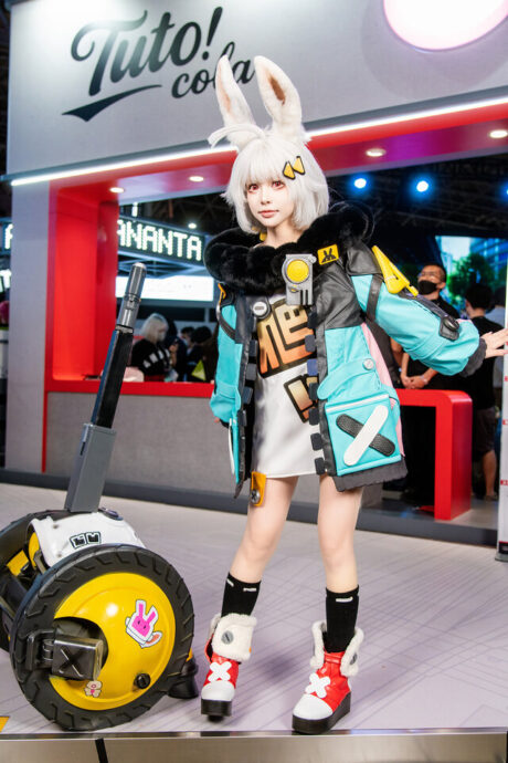 在国际舞台上绽放：六二二同学Tafe角色cos震撼东京电玩展