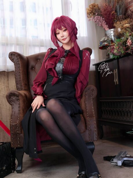 Machi馬吉卡芙卡COS：让人一秒沉浸星核猎手的优雅迷局