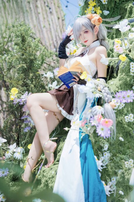 从屏幕走入自然:封疆疆vCOS埃佛森的自然魔法与治愈力 从屏幕走入自然:封疆疆vCOS埃佛森的自然魔法与治愈力