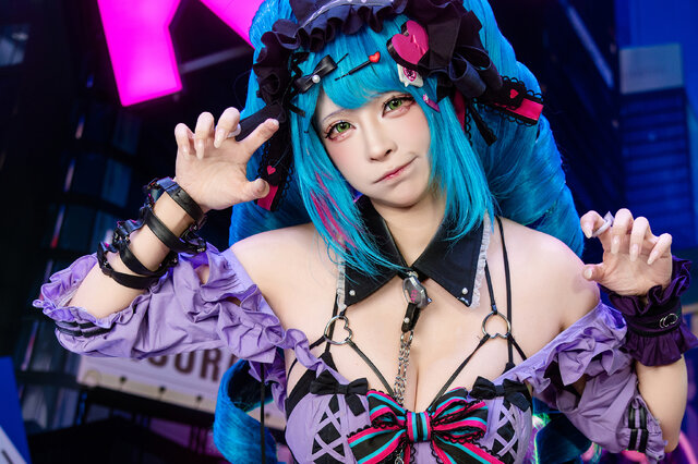 千葉球球莫利哀COS:性感与魅力爆棚,东京电玩展震撼全场 千葉球球莫利哀COS:性感与魅力爆棚,东京电玩展震撼全场