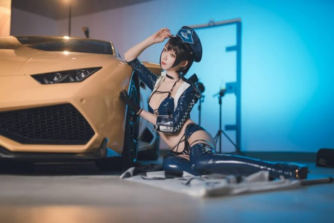 挑战极限的美学:封疆疆vCOS重新定义巴尔摩赛车女郎形象 挑战极限的美学:封疆疆vCOS重新定义巴尔摩赛车女郎形象