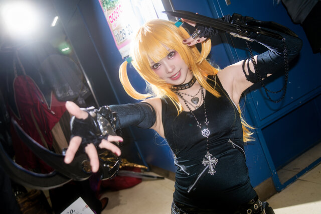 渔网袜与金色双马尾的魅力:ARISA死亡笔记弥海砂COS解析 渔网袜与金色双马尾的魅力:ARISA死亡笔记弥海砂COS解析