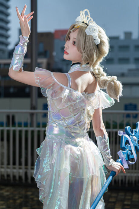 第五人格悲剧之美：酒窝Ekubo格蕾丝cos惊艳亮相池袋万圣节