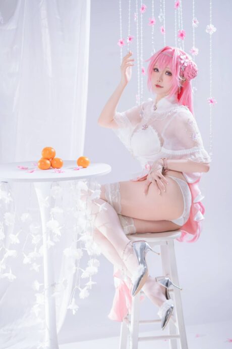 在温柔中暗潮汹涌:星之迟迟桃乐丝cos内心世界与外在魅力 在温柔中暗潮汹涌:星之迟迟桃乐丝cos内心世界与外在魅力