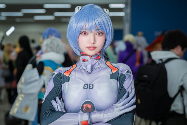 绫波丽魅力再现:高島江梨奈闪耀2025池袋万圣节Cosplay节 绫波丽魅力再现:高島江梨奈闪耀2025池袋万圣节Cosplay节