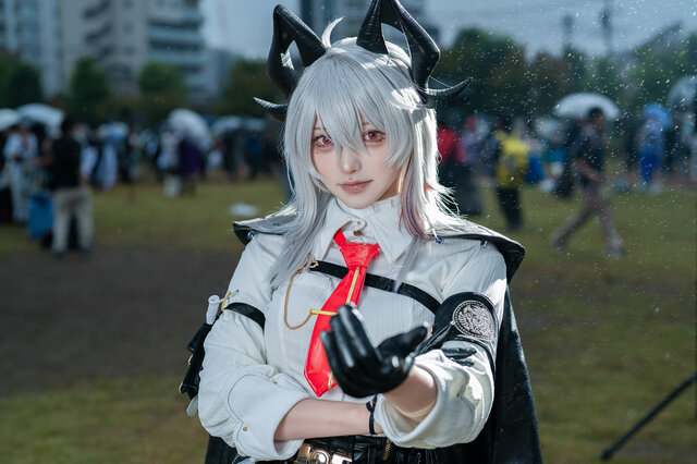 沉浸式体验的诠释：su冬コミ在池袋万圣节呈现鸣潮赞妮COS