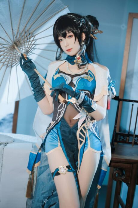 优雅与智慧的交汇:封疆疆v阮梅COS重现星穹铁道学者气质 优雅与智慧的交汇:封疆疆v阮梅COS重现星穹铁道学者气质