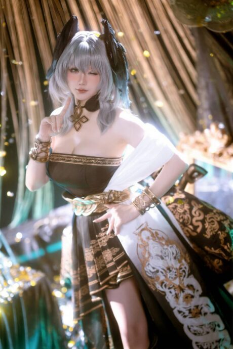 冷静自信的力量感：星之迟迟COS将霍尔海雅的精髓具象化