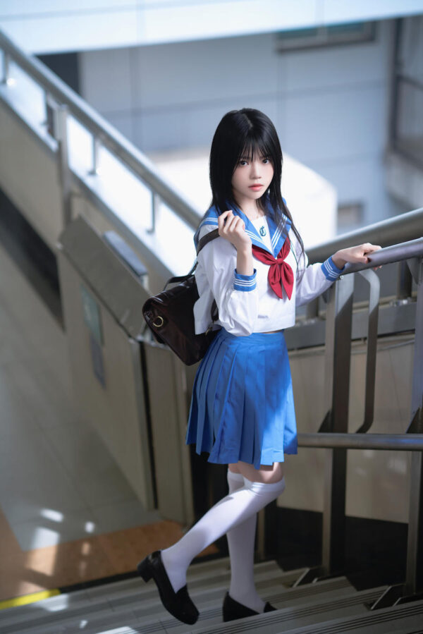 地铁空间里的青春叙事|桜桃喵地铁JK制服COS氛围感赏析 地铁空间里的青春叙事|桜桃喵地铁JK制服COS氛围感赏析