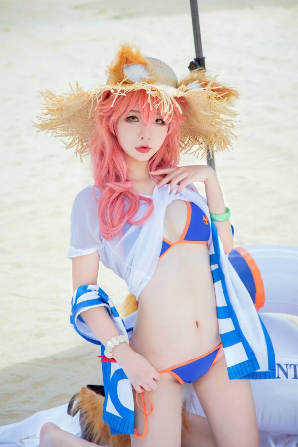 FGO海风下的贤妻狐:yuuhui玉汇COS泳装玉藻前的夏日魅力 FGO海风下的贤妻狐:yuuhui玉汇COS泳装玉藻前的夏日魅力