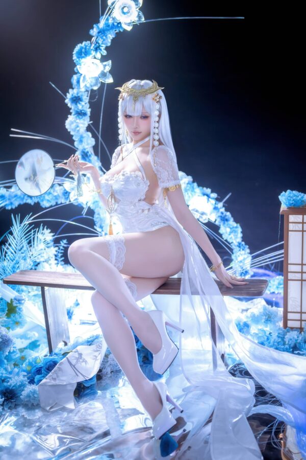 星之迟迟埃姆登COS：碧蓝航线旗袍下的冷艳神秘与距离感美