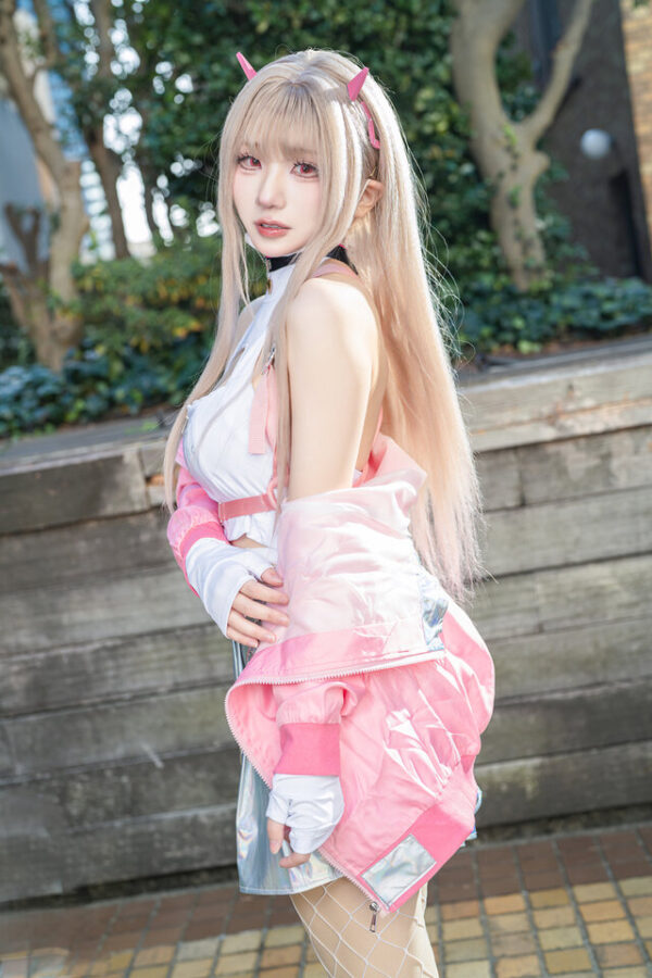 acosta!池袋现场直击：Koroshi胜利女神妮姬毒蛇cos魅力亮相