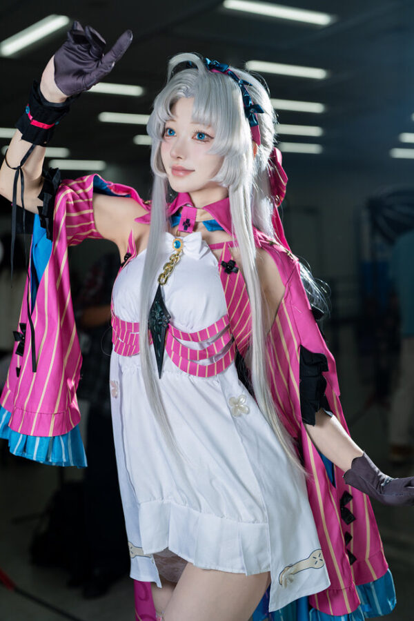 Su_s404珂莱塔COS赏析：鸣潮人气角色在acosta!的惊艳亮相