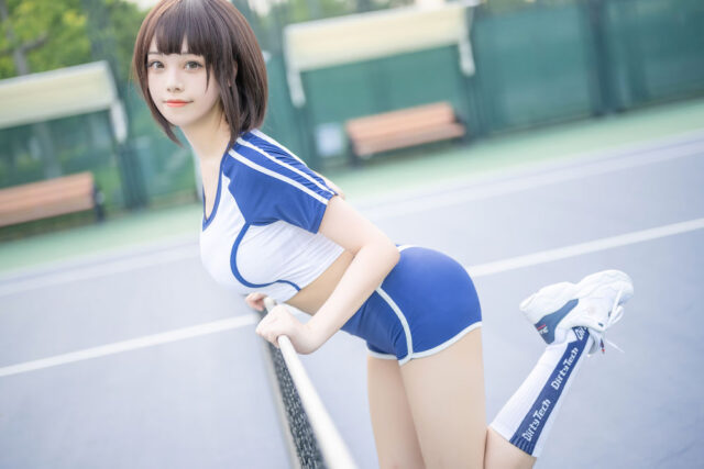 蜜汁猫裘体操服COS赏析：教练，今天的我，动作够标准吗