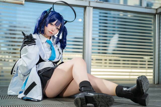 蔚蓝档案早濑优香COS：水木诗郎治愈系学园少女的完美演绎