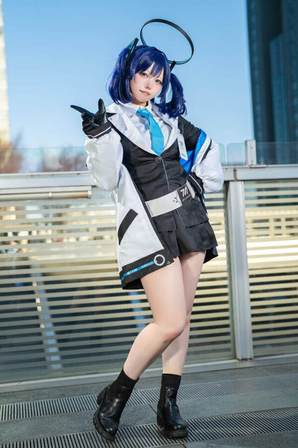 蔚蓝档案早濑优香COS：水木诗郎治愈系学园少女的完美演绎