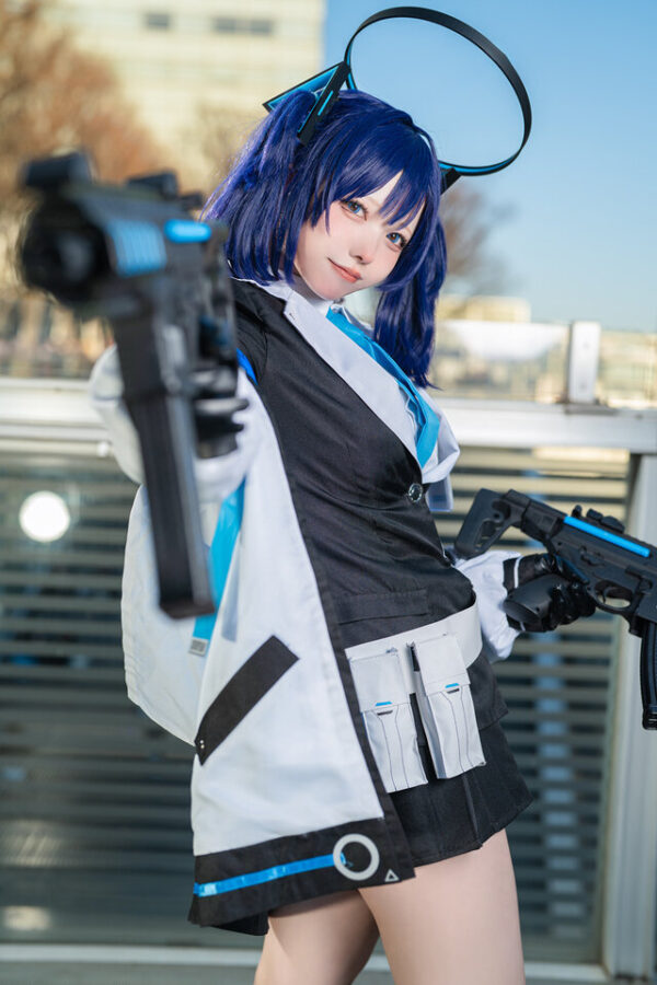 蔚蓝档案早濑优香COS：水木诗郎治愈系学园少女的完美演绎