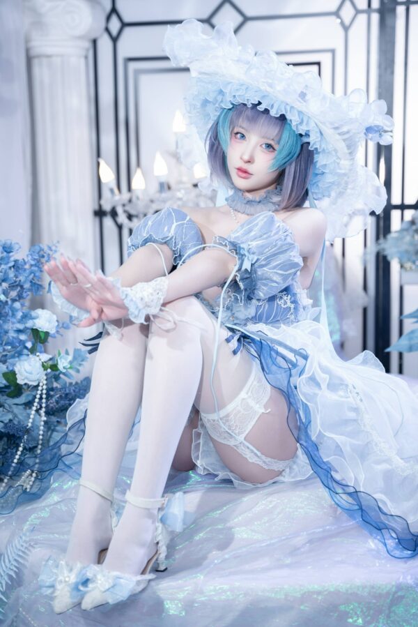 清水由乃柴郡cos赏析|碧蓝航线废稿礼服版,蓝白梦境感拉满 清水由乃柴郡cos赏析|碧蓝航线废稿礼服版,蓝白梦境感拉满