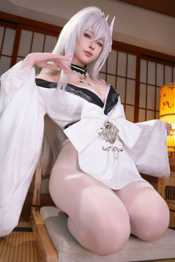 清水由乃碧蓝航线cos赏析:和服白凤克制之美中的神性与温柔 清水由乃碧蓝航线cos赏析:和服白凤克制之美中的神性与温柔