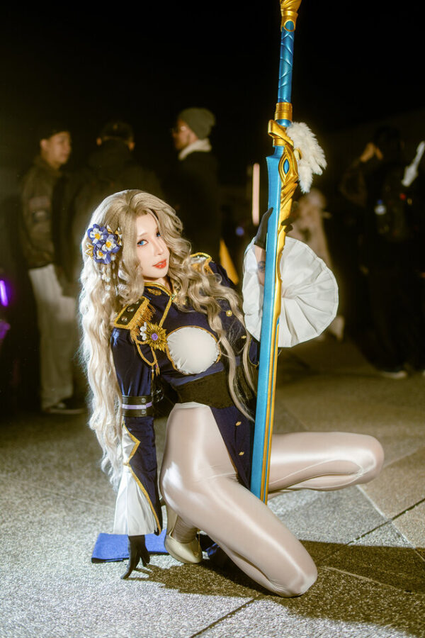 餓小璇miu达丽安COS｜棕色尘埃2神级演绎惊艳台湾FF46现场