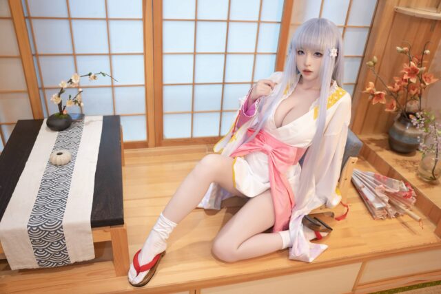 清水由乃雪女COS赏析：演绎美少女万华镜原服版的冷暖魅力