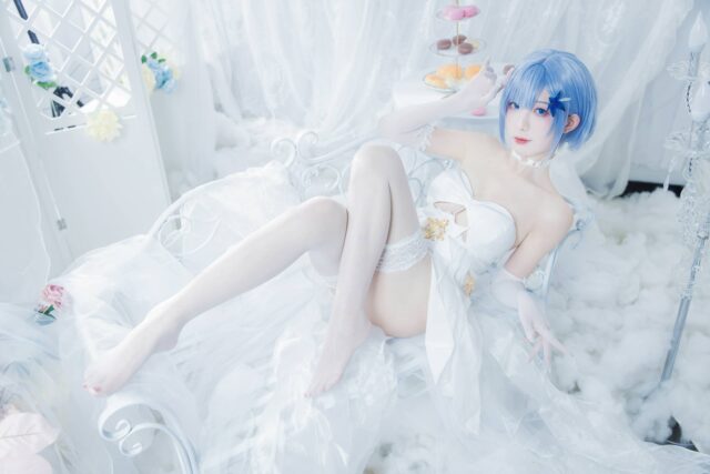 碧蓝航线红丝绒上的黑曜石:封疆疆v兔女郎版兴登堡COS美学 碧蓝航线红丝绒上的黑曜石:封疆疆v兔女郎版兴登堡COS美学