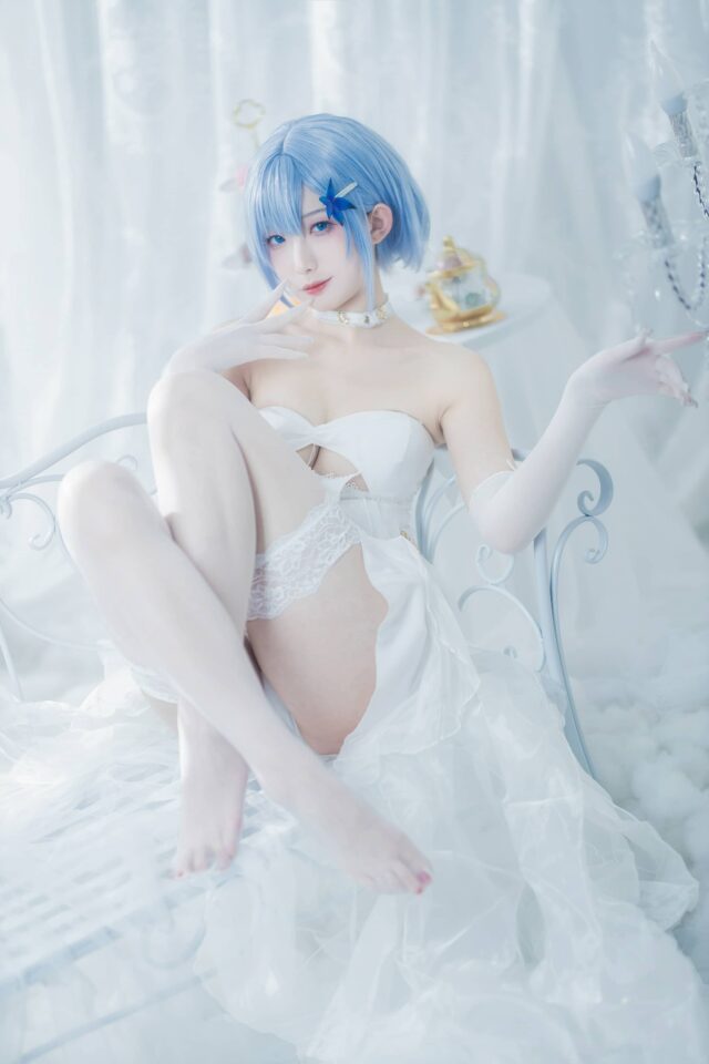 碧蓝航线红丝绒上的黑曜石:封疆疆v兔女郎版兴登堡COS美学 碧蓝航线红丝绒上的黑曜石:封疆疆v兔女郎版兴登堡COS美学