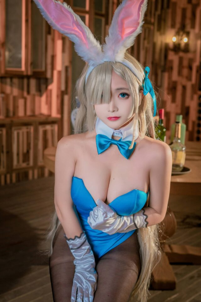 日奈娇兔女郎COS：一之濑明日奈的细节还原与角色魅力揭秘