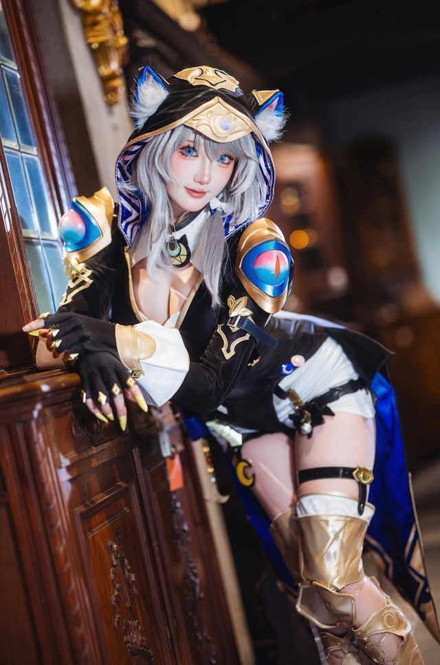 星穹铁道瓜希酱COS：演绎赛飞儿灵动与神秘并存的猫系魅力