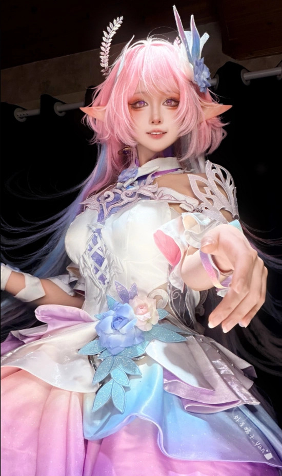 卡芙卡COS×厨房日常：当崩坏·星穹铁道的优雅反派开始做饭