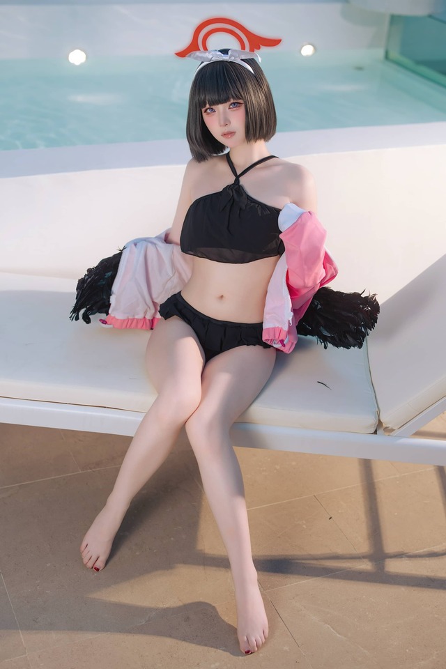 屿鱼Yukako静山真白COS视觉：诠释泳装清冷少女的夏日氛围