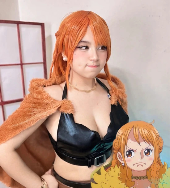 Neomachiii娜美COS：艾尔巴夫战袍还原海贼王巨人岛新造型
