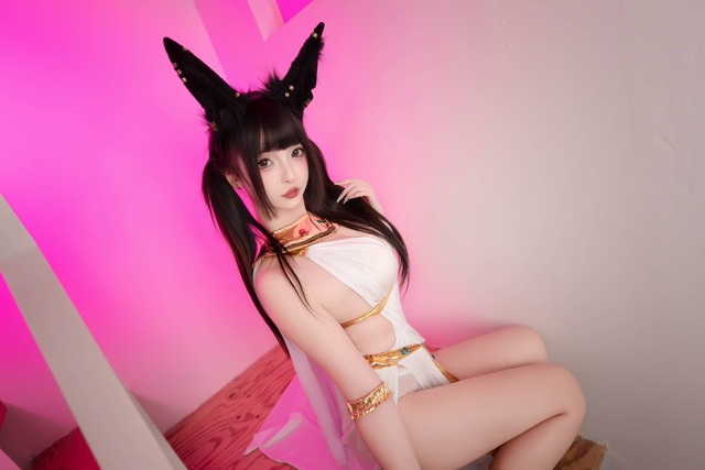 神楽坂真冬猫娘COS:埃及野猫黑白金美学下的异域幻想演绎