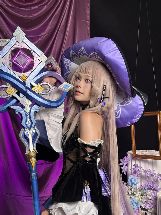 崩坏星穹铁道黑塔cos:Yoonsul还原天才少女紫色幻想感拉满 崩坏星穹铁道黑塔cos:Yoonsul还原天才少女紫色幻想感拉满