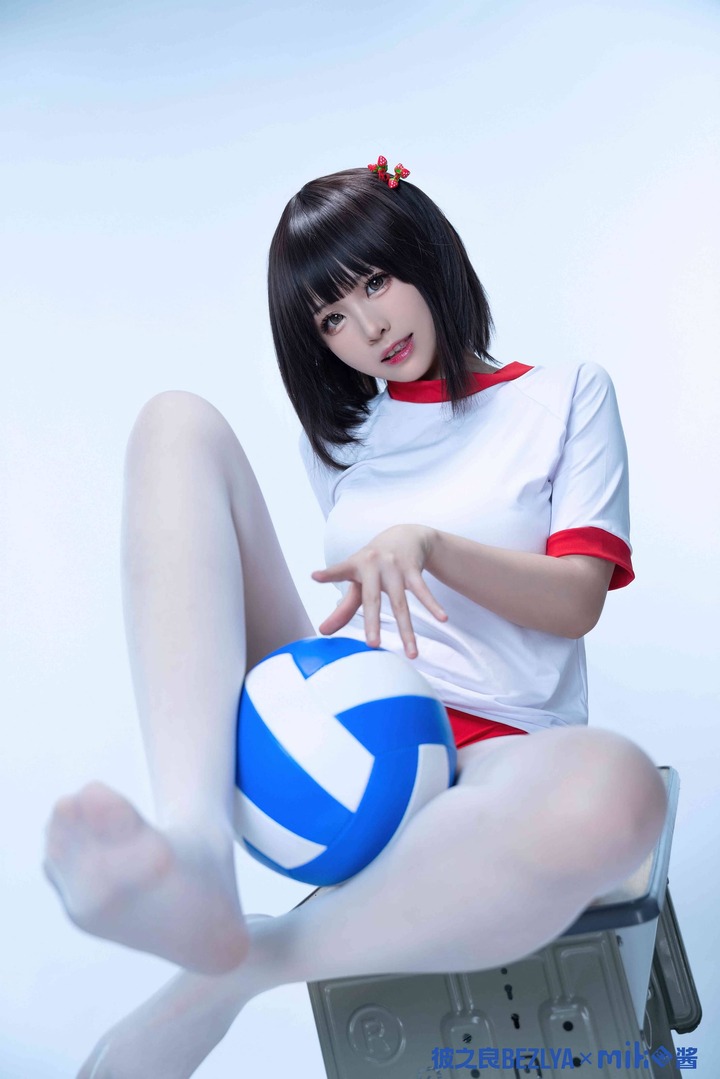 排球少女天花板:miko酱ww体操服COS纯净镜头里的初恋感 排球少女天花板:miko酱ww体操服COS纯净镜头里的初恋感