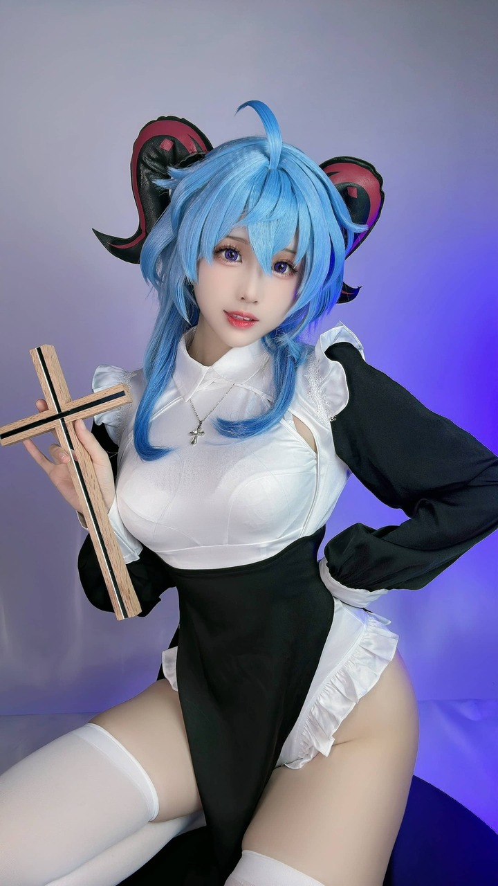 原神甘雨COS视觉:miko酱ww演绎璃月麒麟少女温柔与优雅 原神甘雨COS视觉:miko酱ww演绎璃月麒麟少女温柔与优雅