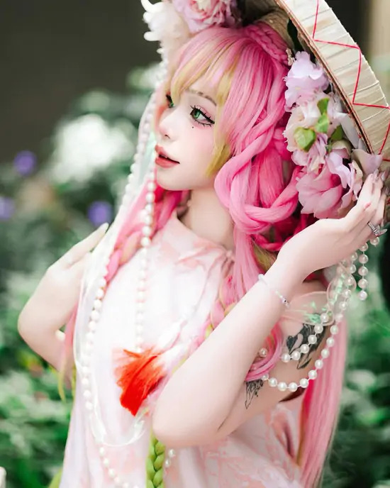 原神菈乌玛神级COS!高颜值与顶级布景重塑提瓦特神秘女神 原神菈乌玛神级COS!高颜值与顶级布景重塑提瓦特神秘女神