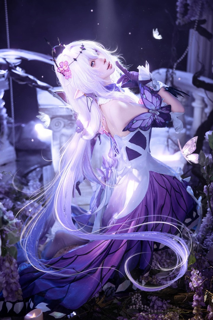 幽蝶幽境与疏离美感:蠢沫沫演绎崩坏星穹铁道遐蝶原服COS 幽蝶幽境与疏离美感:蠢沫沫演绎崩坏星穹铁道遐蝶原服COS