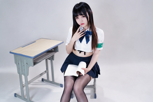 miko酱ww风纪委员JK cos:秩序符号与少女气质的镜头交响