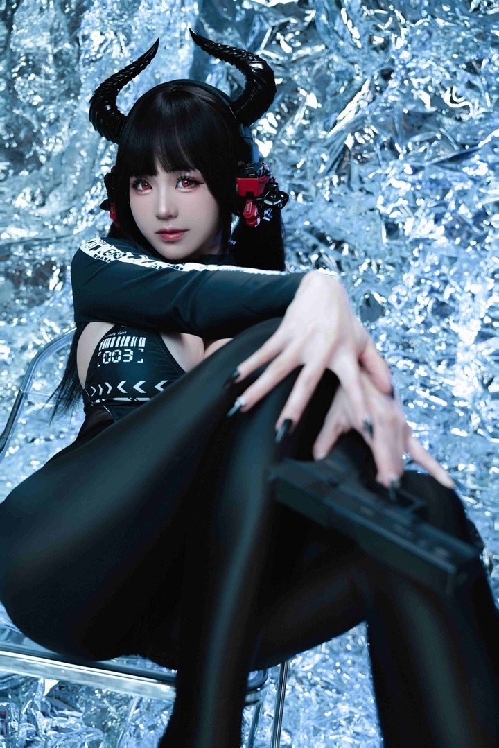 机械意志与幻想异种的冷冽交响:miko酱ww机械姬龙女COS 机械意志与幻想异种的冷冽交响:miko酱ww机械姬龙女COS