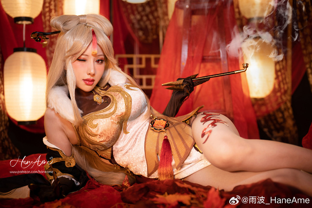 谁说天权星只有冰冷威严？雨波_HaneAme凝光COS美到窒息