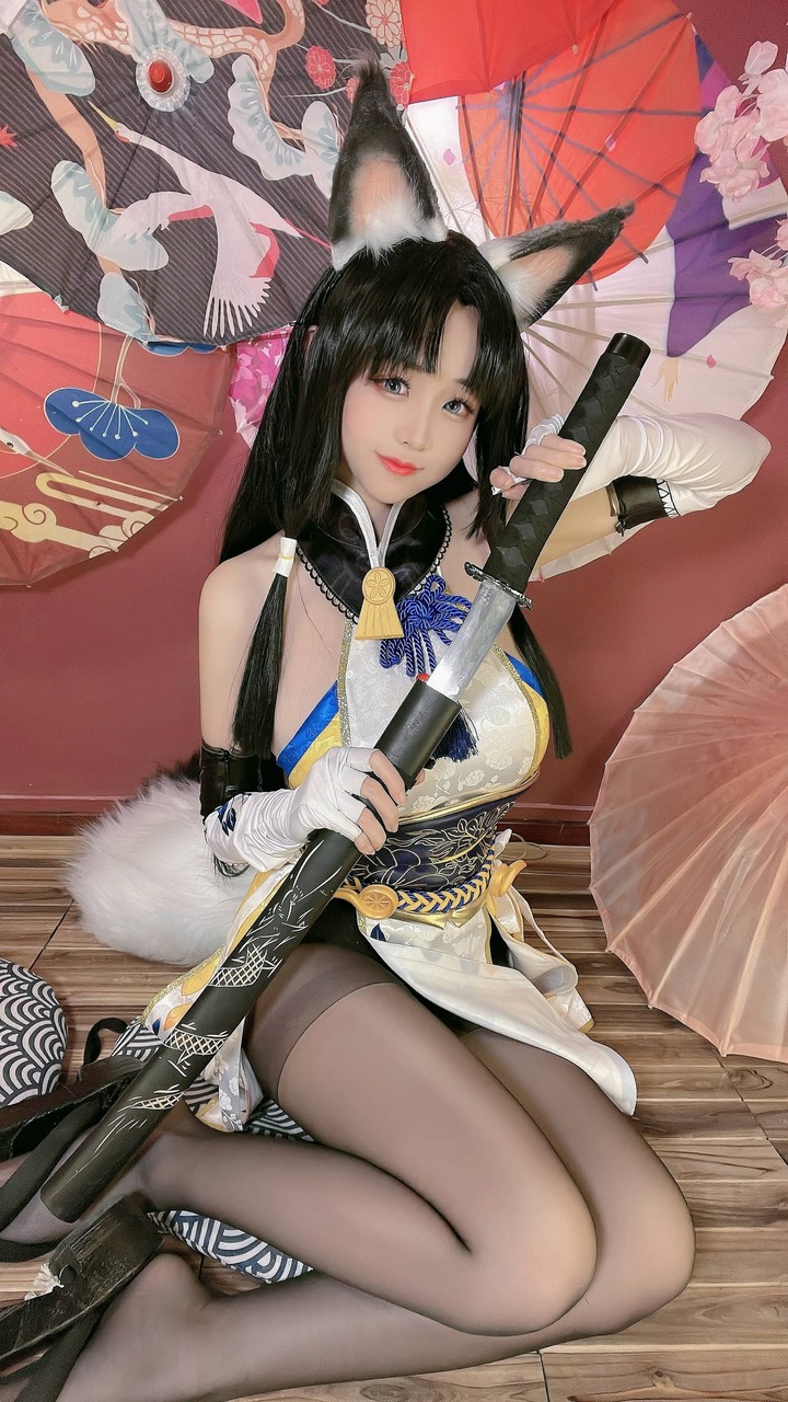 永劫无间踏和风而来的狐灵少女：miko酱ww土御门胡桃COS