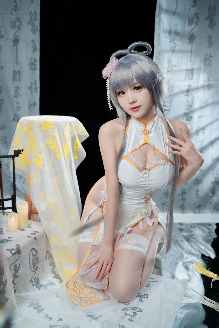 沉静古典美｜miko酱ww旗袍洛天依COS虚拟歌姬的东方浪漫