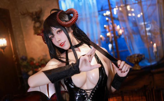 水淼aqua恶魔大凤cosplay作品算得上是教科书级别的表情管理